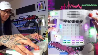Live looping with Blipblox myTRACKS 👾