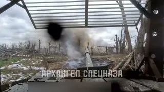 💥Уничтожение российского танка Т-72Б3М из 120-мм миномета в Марьинке видео орков