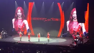 Itzy - Opening welcome greeting to Amsterdam @ AFAS Live, Amsterdam 1-05-2024. Born To Be World Tour