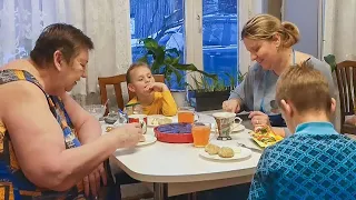 How do Russian people live in a Russian village  Life in Russia