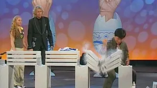 Jackie Chan on "Wetten, dass..?" (2004-12-11)