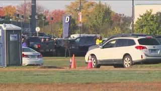 Large crowd gathers Friday morning for fallen Bristol officers' funeral service