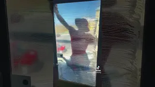 Relaxing Window Cleaning