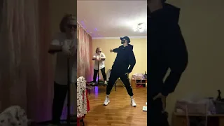 IN A CLUB 😂 ОБУЧЕНИЕ ТАНЦУ TUZELITY 💥