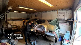 Restoration of extremely rusty BMW e30 318 | Project | Part 1 |