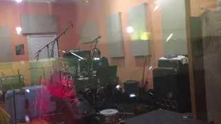 "Follow the Leader" Studio demo.