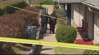 Atlanta Police searching for 2 people in Oakland City shooting