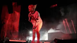 Billie Eilish - NDA/Therefore I Am (Live - Life is Beautiful 2021)