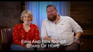 Erin & Ben Napier honored as 2023 STARS OF HOPE by Community Foundation of Northwest Mississippi