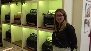 Fabryka akordeonów Scandalli - czerwiec 2022 (Scandalli accordions production, June 2022)