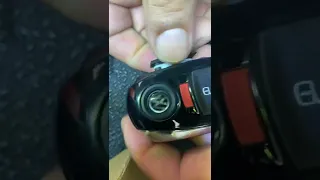 Key fob battery replacement VW Touareg