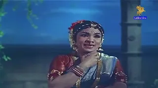 Thillana Mohanambal Train Scene Full Video l Sivaji Ganesan l Padmini l T.S. Balaiah l Manorama l
