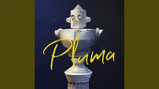 Pluma