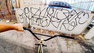 RIDING BMX IN LA COMPTON GANG ZONES 4 (CRIPS AND BLOODS)