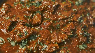 I have never eaten beef in such a delicious sauce! Easy and simple dinner recipe!