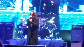 Ozzy Osbourne - Let Me Hear You Scream live at Ozzfest 8/21/10 Hartford CT (HIGH QUALITY)