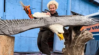 Awesome 10ft SOARING EAGLE  Chainsaw Wood Carving !!