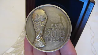 Настольная медаль, Футбольная монета Фифа FIFA , подарки, коллекционирование