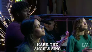 Hark The Herald Angels Sing by Jeremy Riddle & Steffany Gretzinger | Living Word Worship