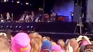 Anouk - Nobody's wife . live at pinkpop 2009