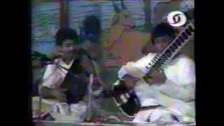 Shahid Parvez + Rashid Khan jugalbandi sitar vocal duet 1/2