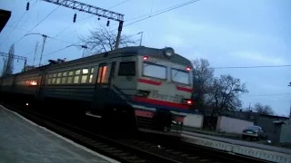 ЭР9Т-733 на о.п. Одесса-поездная