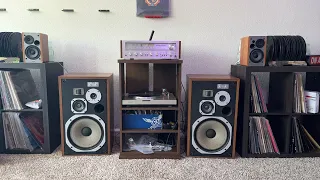 Vintage Pioneer Sound System. Pioneer SX-750 and Pioneer HPM 100 Speakers