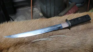 Forging a tanto knife, the complete movie.