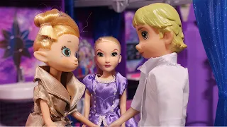 Третий лишний - Кристофф вернулся с подругой - Сериал куклы Мама Барби