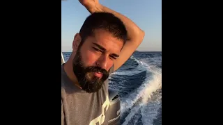 Бурак Озчивит продолжает свой отдых на Эгейском море в Бодруме!