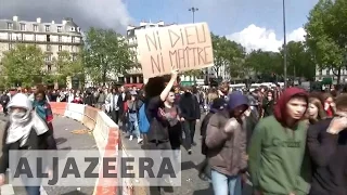 French election: Protesters opposing both candidates clash with police