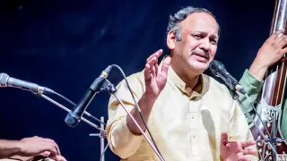 Shri.Vijay Koparkar Bhairavi -Aaj main ladungi guyyian