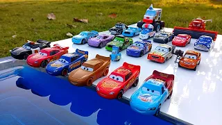 Disney Pixar Cars : Lightning Mcqueen, Jackson, Cruz, Mater, Hudson, Guido, Frank, Chick Hicks