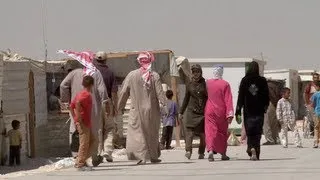 At Home in Zaatari: Life in a Syrian Refugee Camp