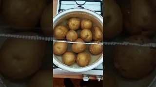 картофель отварной