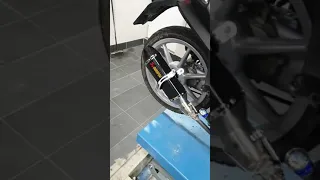 Cheaper scooter than exhaust Akrapović