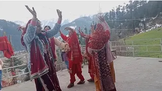 Bhaderwahi Dance of Beautiful Women in Kunchoth Festival 🙂