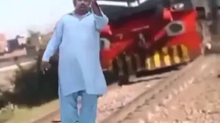 Indian man stops train and takes selfie