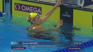 Gracie Weyant sets new top time by a second! | Olympic Trials | Women's 200m Breaststroke Heat 4