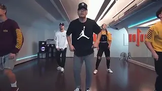 Dopebwoy "salaris " choreographer