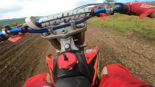 2007 honda crf250r 4 stroker ripping around motorcross track