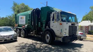 Ex WM of Long Beach Dual Axle Autocar Amrep Garbage Truck