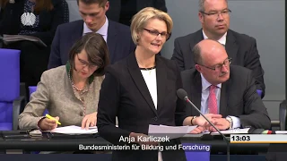 Bundestag: Befragung der Bundesregierung am 15. Mai