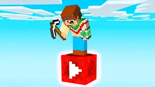 ¡Minecraft PERO es 1 BLOQUE de YOUTUBE! 😮🟥💥 SILVIOGAMER MINECRAFT PERO