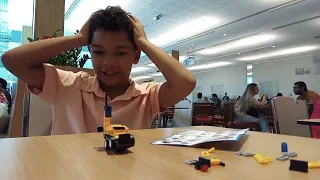 Dominic Sonic montando lego parte 2