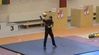 Russian power juggling with kettlebells