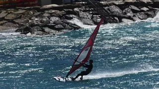 Windsurf in slow motion: fast tack (rider F3003)