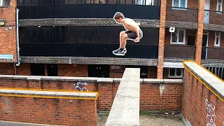 London Wall Jumping