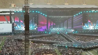 BTS - Save Me + I'm Fine Medley @ LOVE YOURSELF World Tour Seoul Day 1 180825