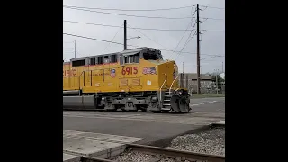 stuff you see #running | #trainhorn #unionpacific #6915 #GE #AC4460CW #2647 #ET44AH #portlandoregon